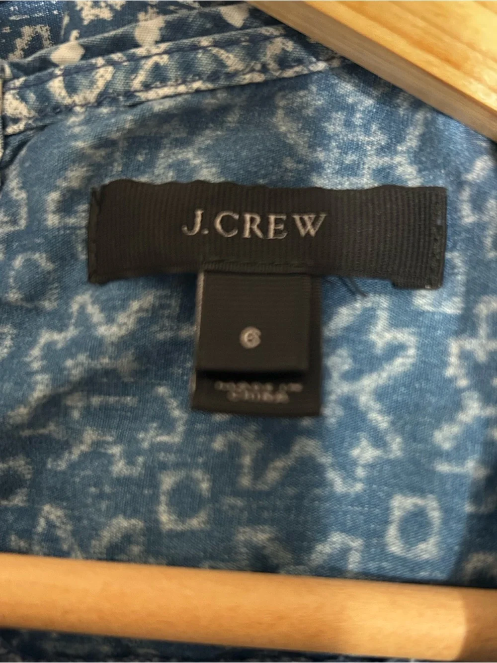 J Crew Chambray Long Sleeve Blouse Size 6 lightweight denim block print Batik